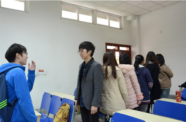 公司网络与新媒体专业举行社会主义核心价值观团日活动