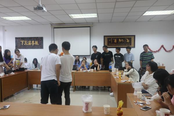 必赢员工会举办中秋晚会