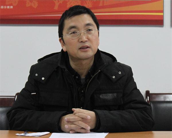 必赢教工党支部召开“争做‘四讲四有’合格党员”主题讨论会