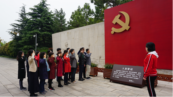 必赢教工党支部开展“传承红船精神,不忘使命初心”主题党日活动